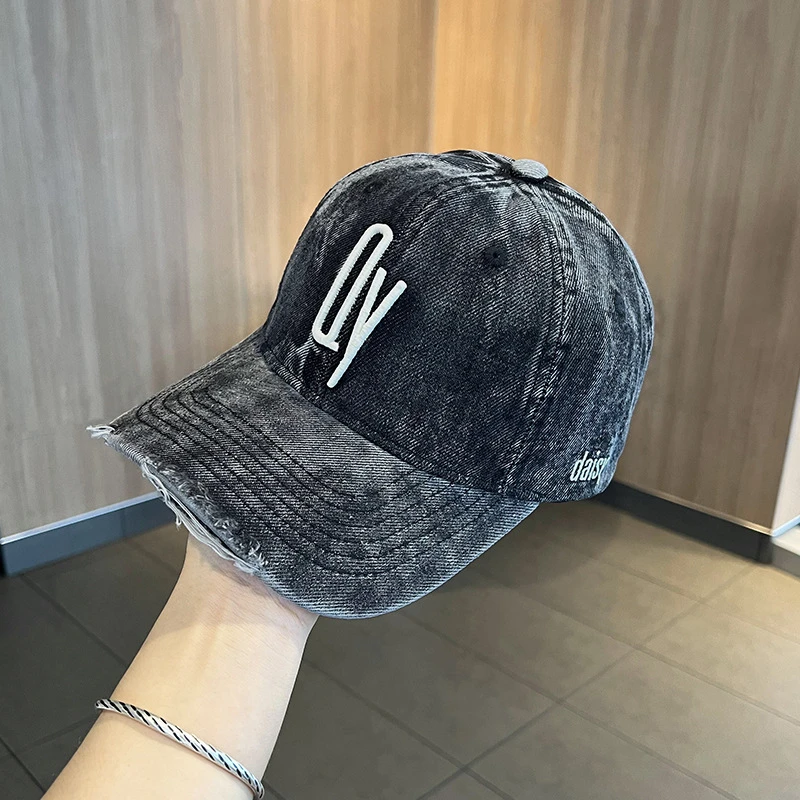 水洗牛仔帽子男韩版复古遮阳棒球帽时尚百搭刺绣软顶破洞鸭舌帽女