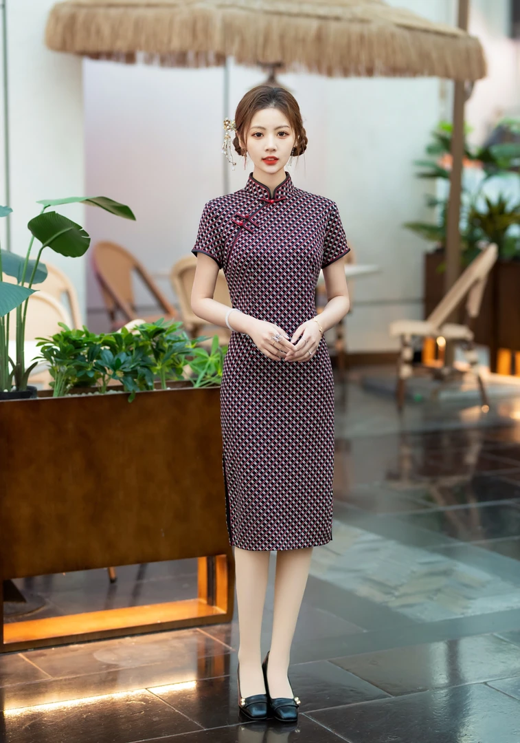 【371】（衣长112cm）带弹力弹力缎气质旗袍