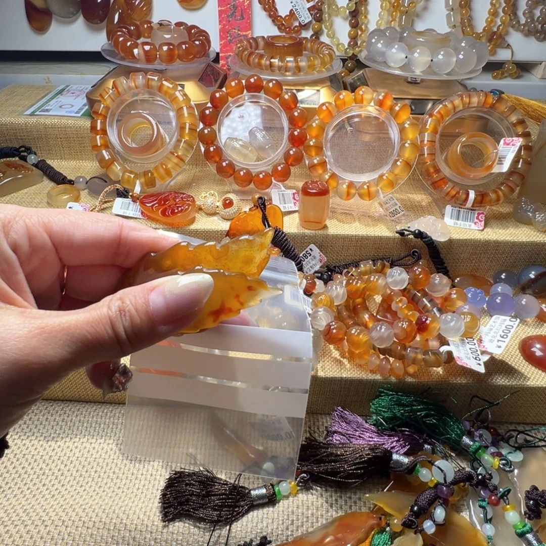 乐***言玛瑙/玉髓合金颈饰16