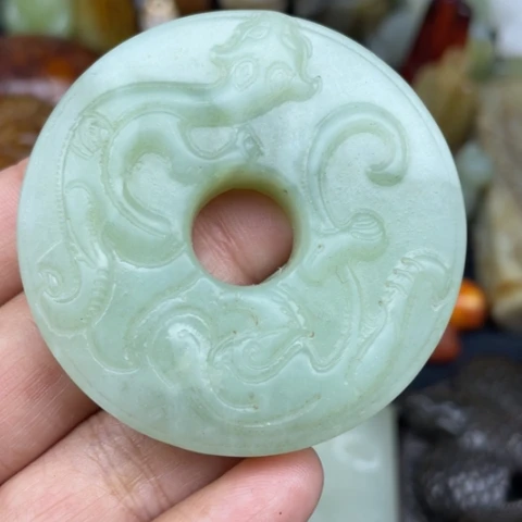 蛇纹石玉未镶嵌颈饰86