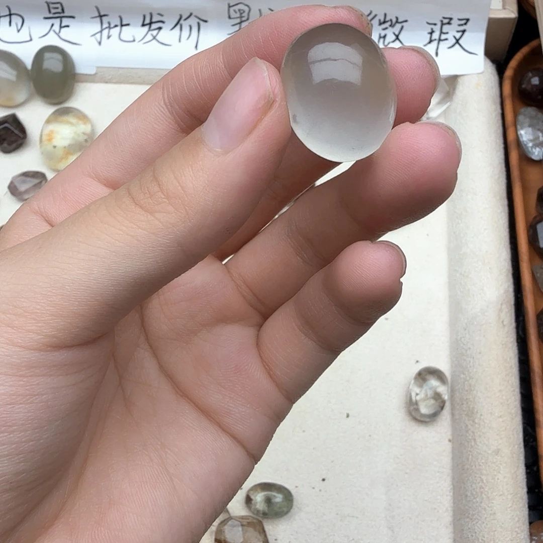 哎***呦未镶嵌珠宝半成品水晶