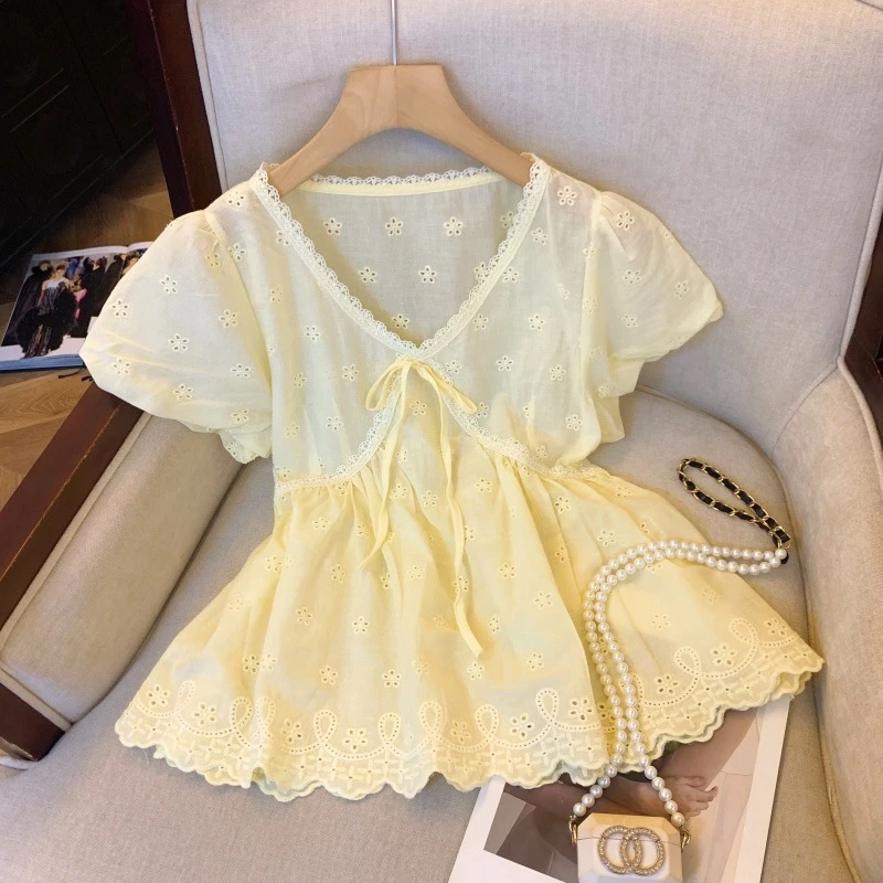 韩系蕾丝花边V领系带衬衫女2025夏季新款小清新百搭泡泡短袖上衣