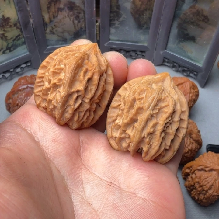 文玩核桃吊坠曹大龙35