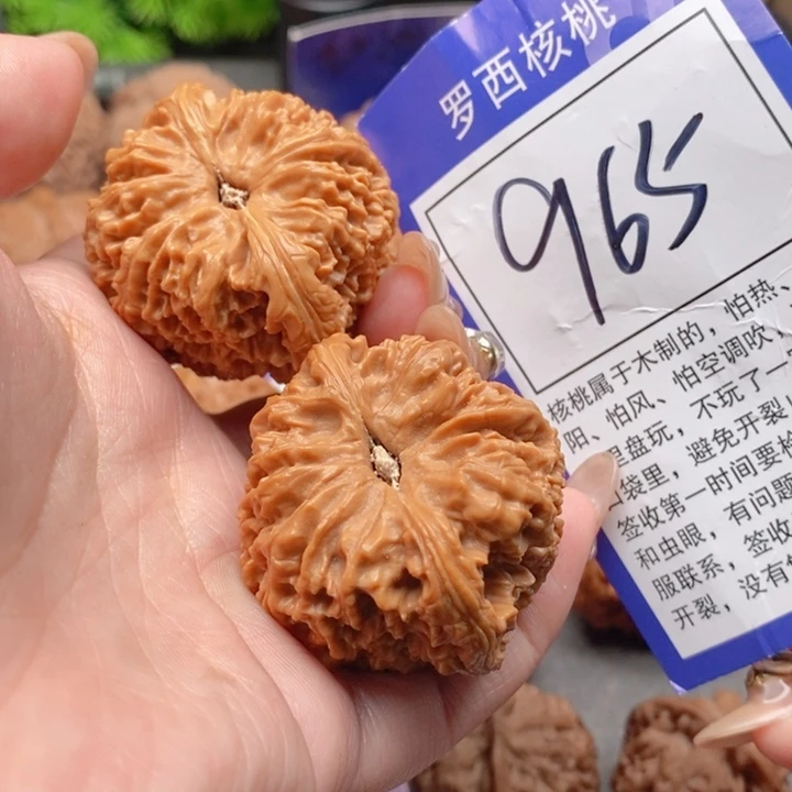 把件桃核勇**心41南疆石965号牌