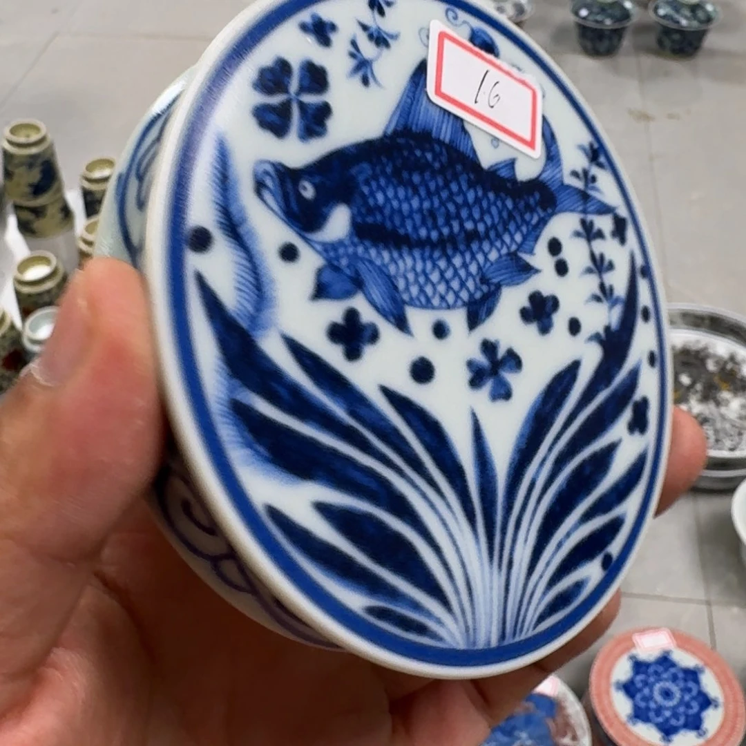 杯青花鱼藻纹盖置