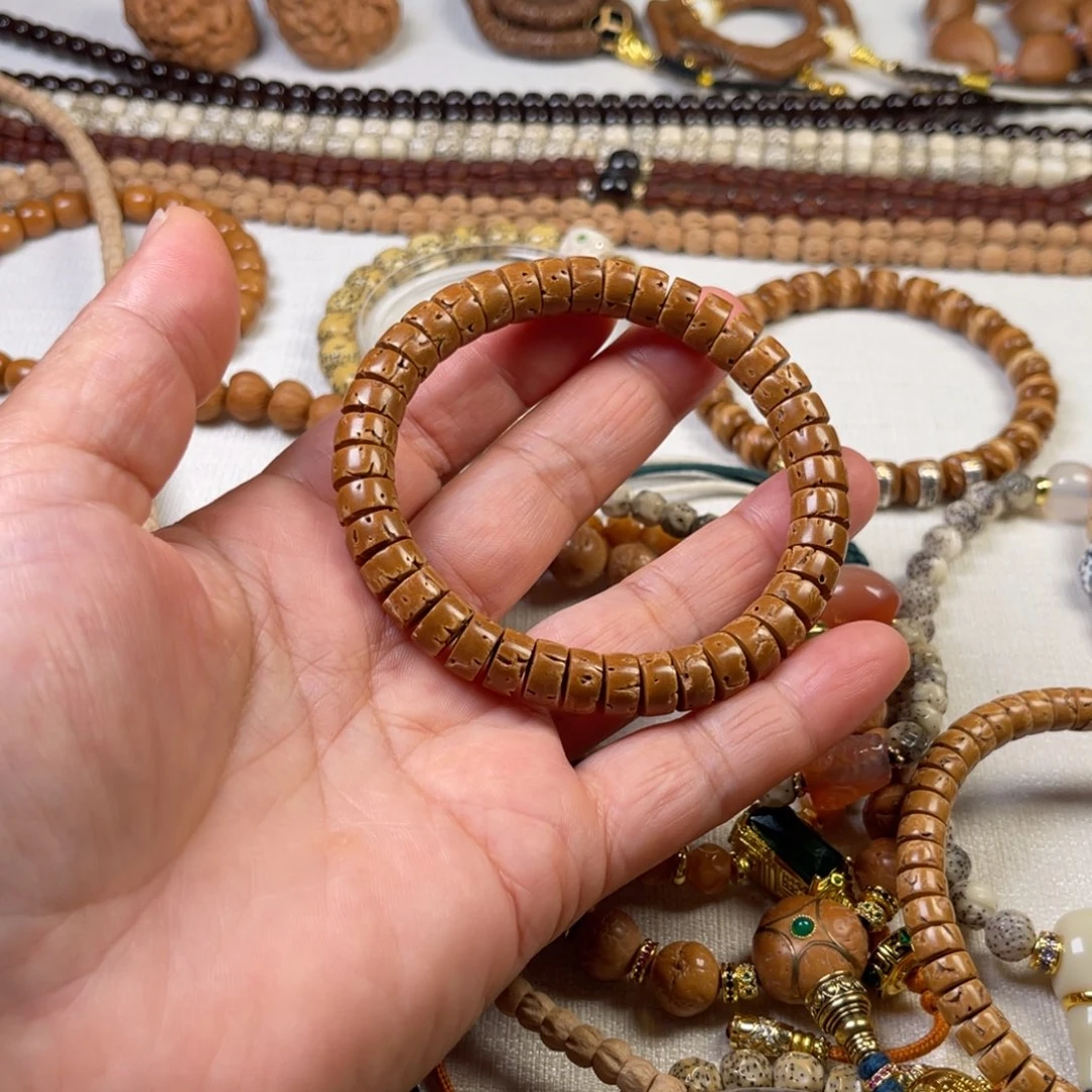 吊坠桃核4556778899999999