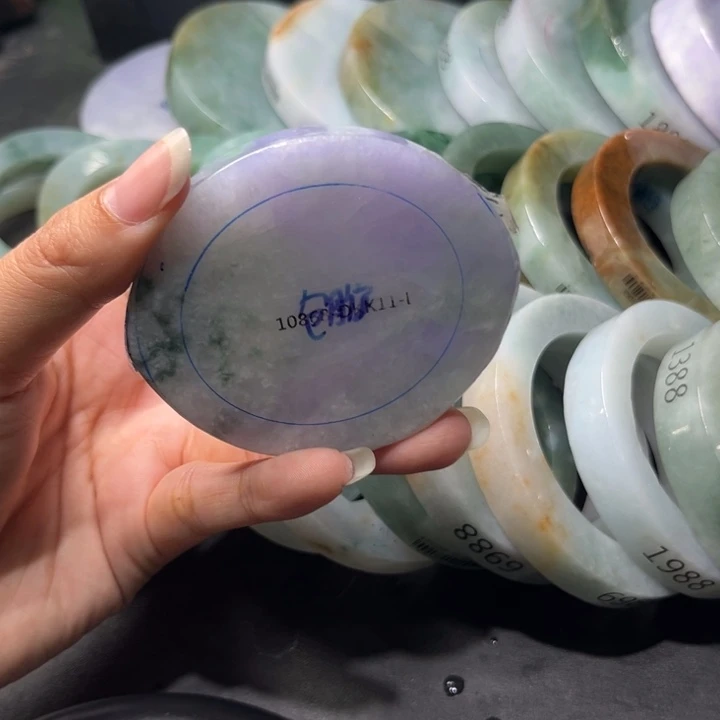 定制翡翠未镶嵌翡翠