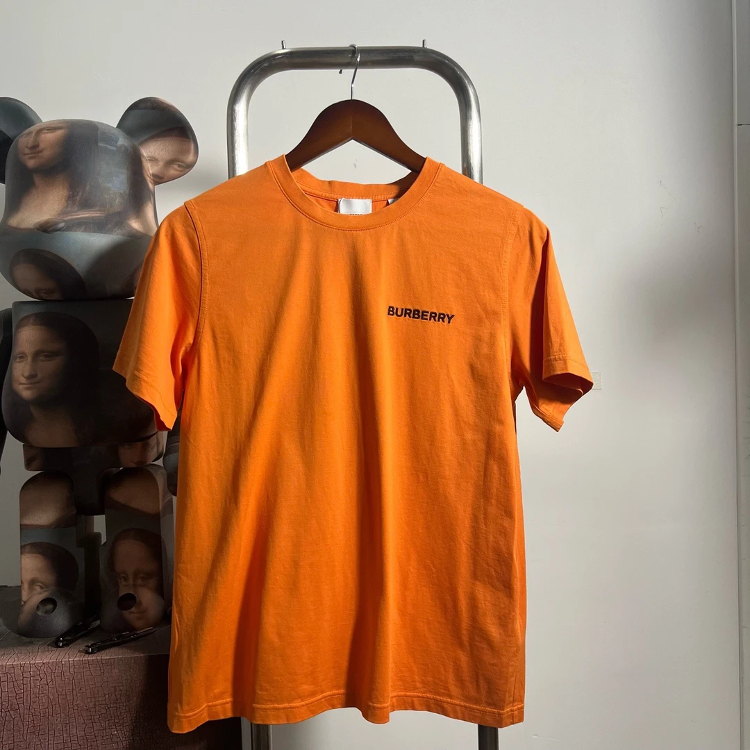 99新 BURBERRY/博柏利 短袖S1814尺码S胸围48衣长64