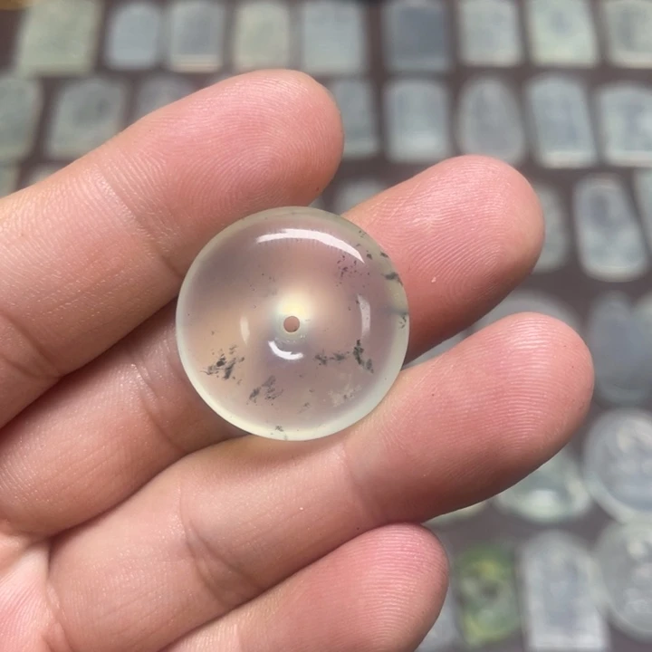 蛇纹石玉未镶嵌吊坠(赠链)