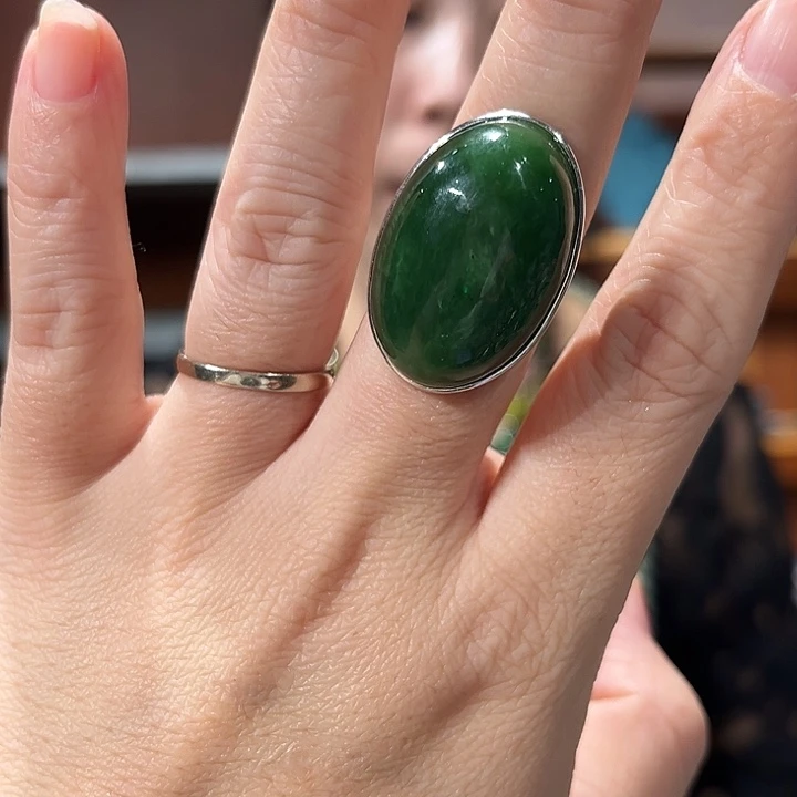 颈饰未镶嵌和田玉（糖玉）