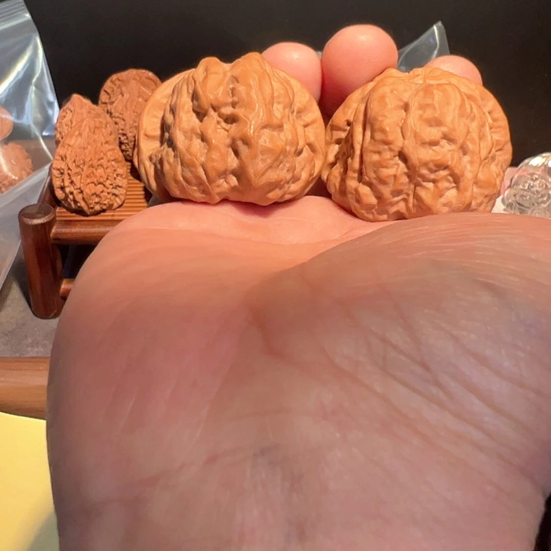 衣***影文玩核桃吊坠蓟县蛙