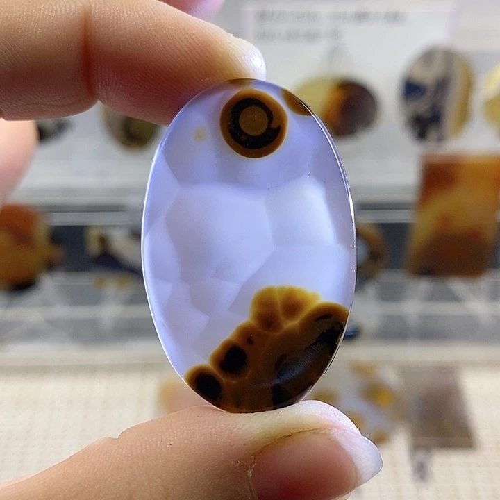 未镶嵌颈饰玛瑙/玉髓