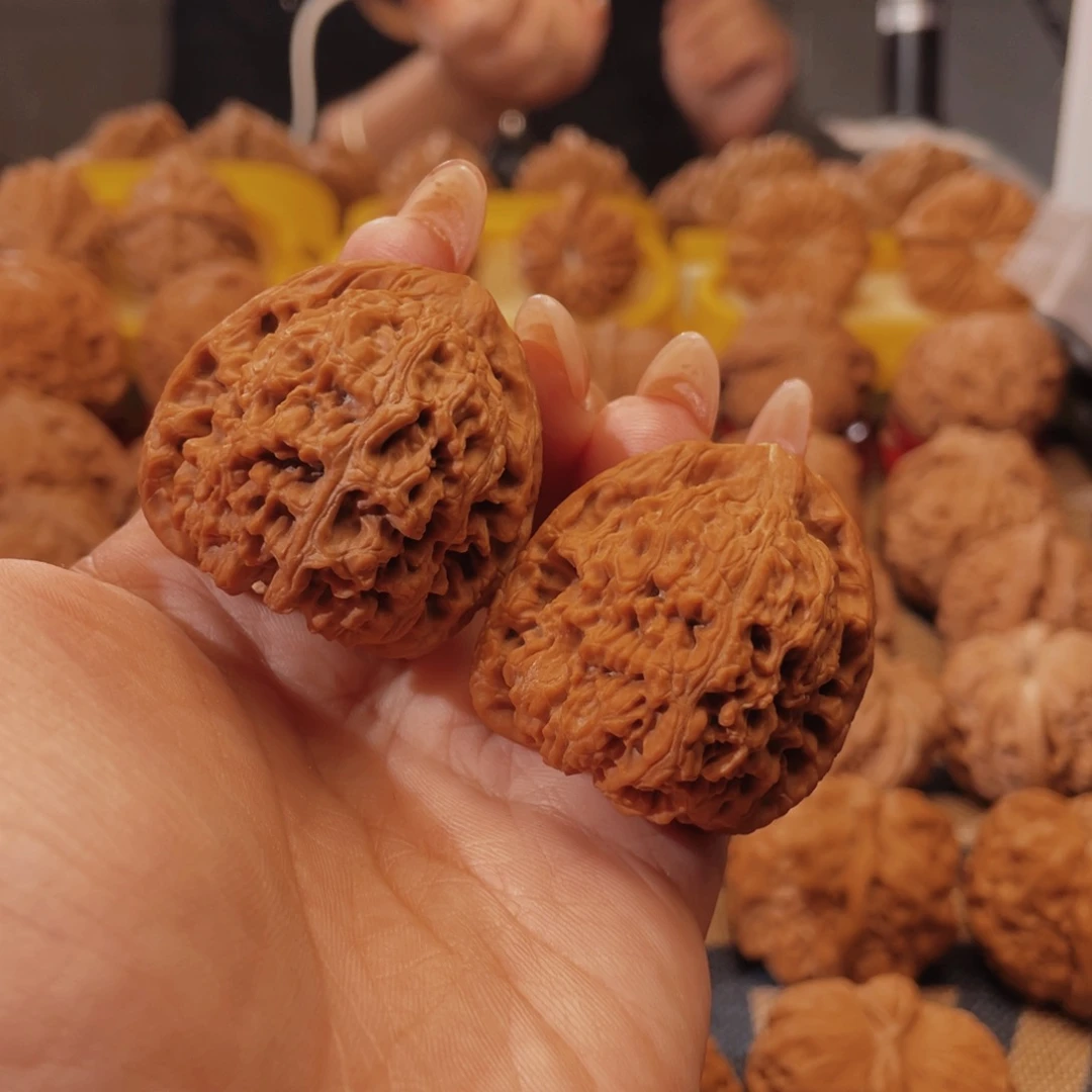 吊坠文玩核桃36三角南疆石32