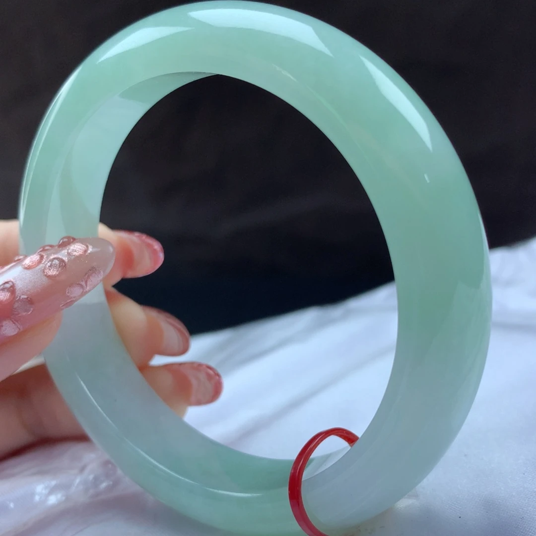 未镶嵌手镯翡翠6618，