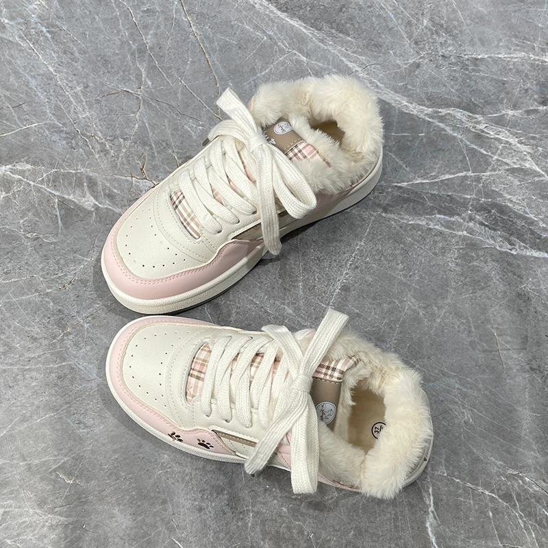 2025冬季新款加绒板鞋甜美可爱棉鞋保暖加棉女鞋休闲小白鞋子板鞋