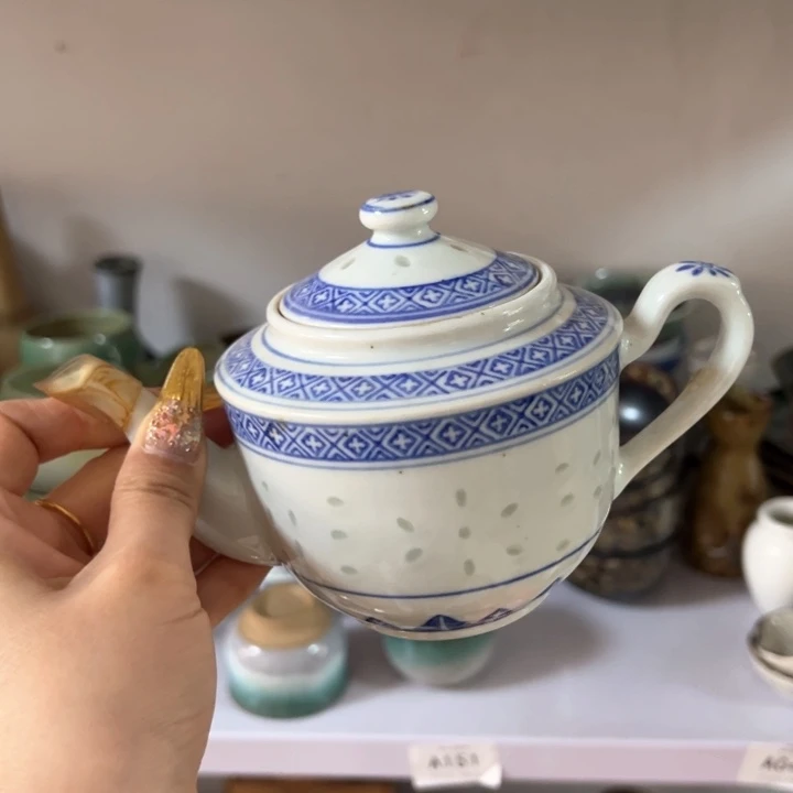 盖碗瓷器直播放漏中