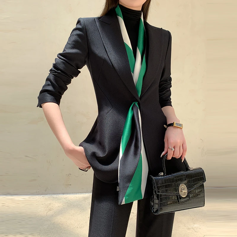 轻奢黑色小西服外套女春季新款时尚高级感职业设计感西装套装出游