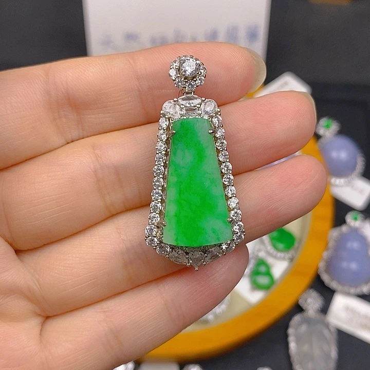 翡翠银S925镶嵌颈饰