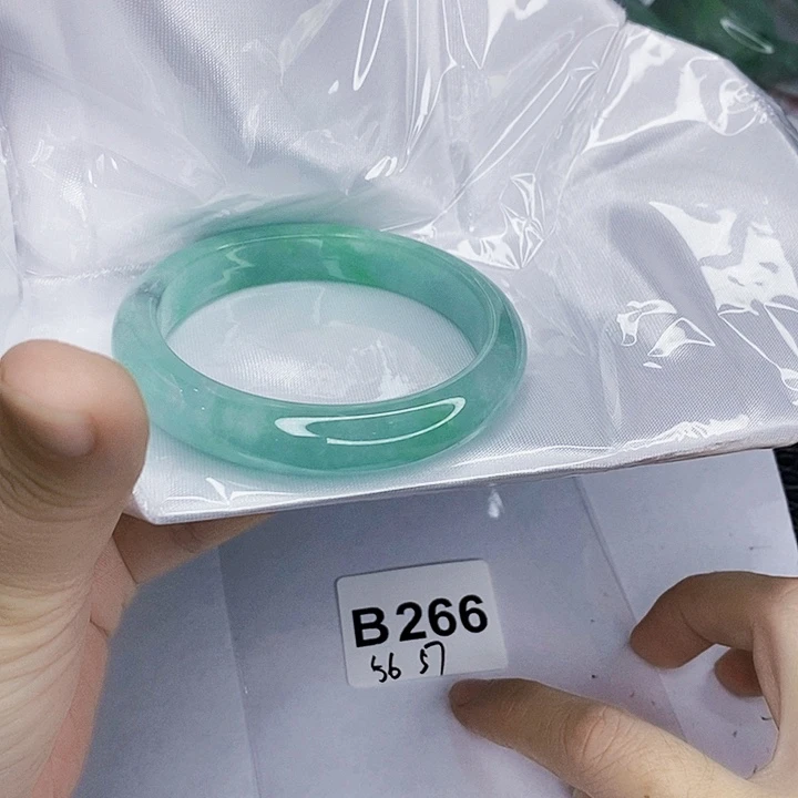 翡翠未镶嵌手镯一图一物实物为准