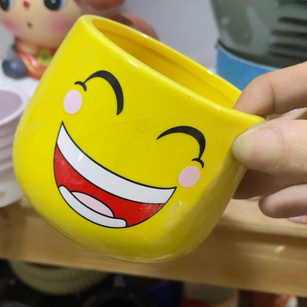 杯子陶盆有孔 瑕疵介意勿拍