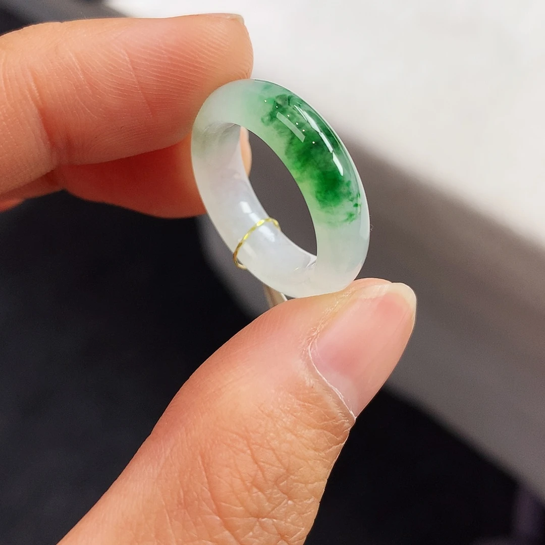 翡翠未镶嵌戒指12号