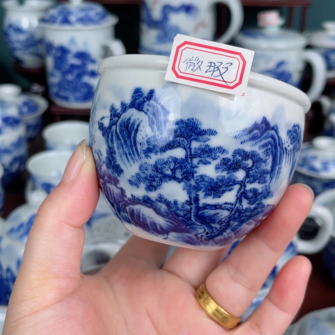 刘***朗手工手绘青花，青花