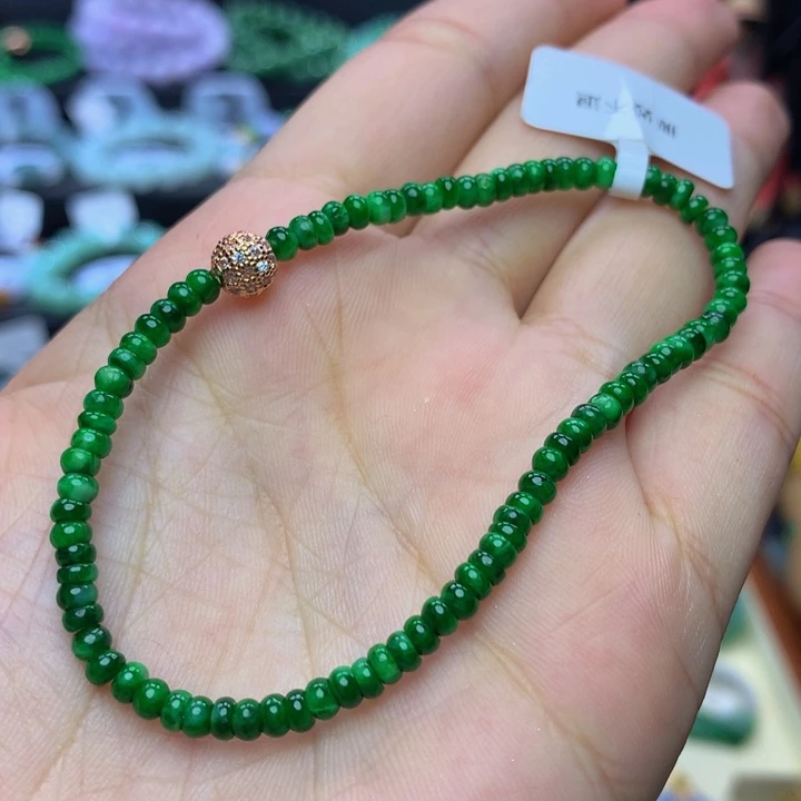 翡翠手链未镶嵌翡翠