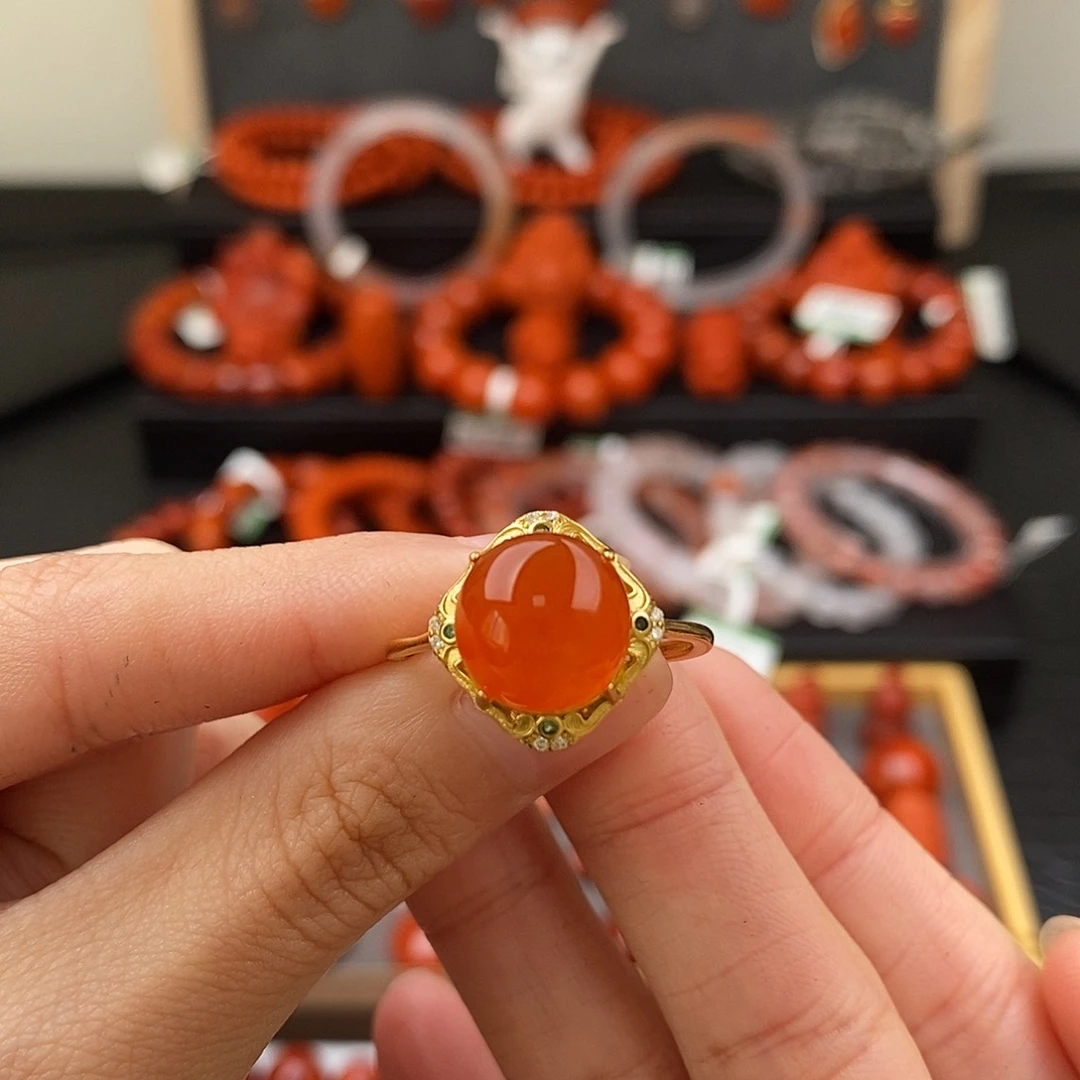 南红玛瑙银S925镶嵌云南保山冰红戒指