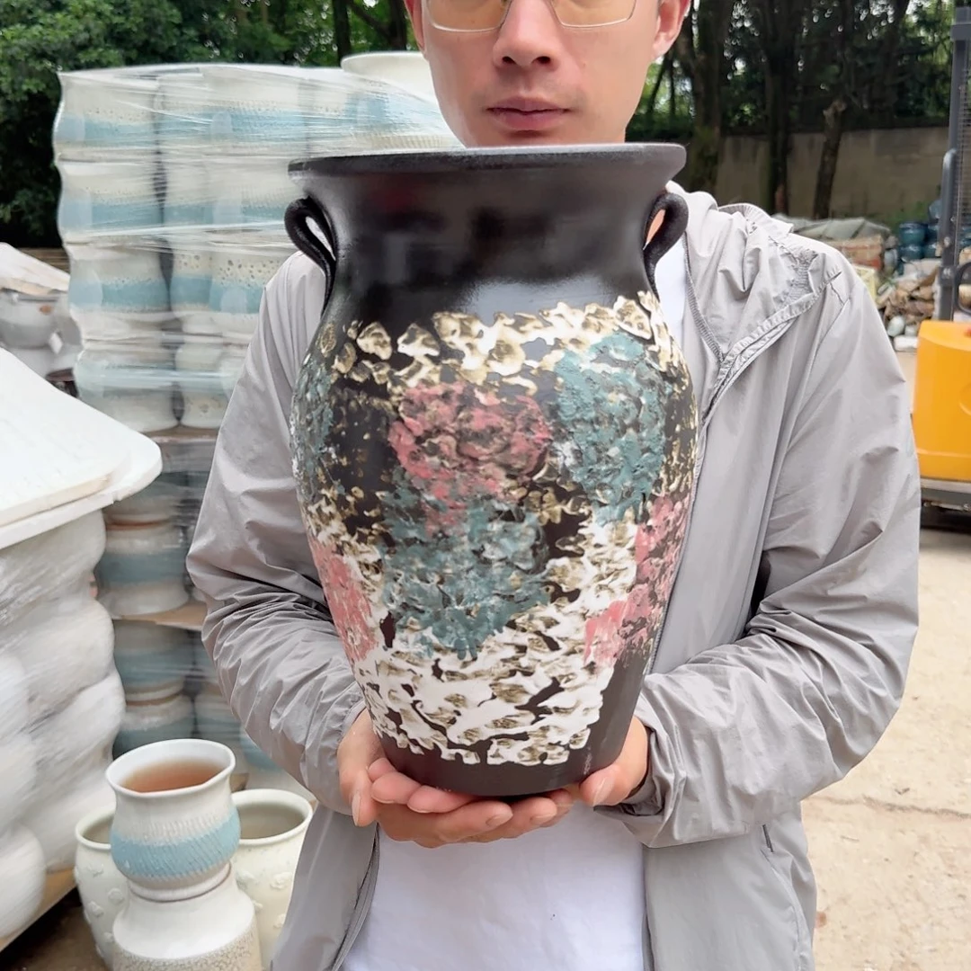 紫砂花盆口20高31（一个姹寂老庄耳朵