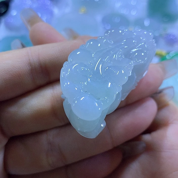翡翠未镶嵌颈饰天然翡翠A货吊坠