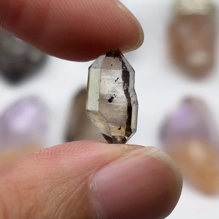 颈饰水晶未镶嵌茶闪灵钻16mm+