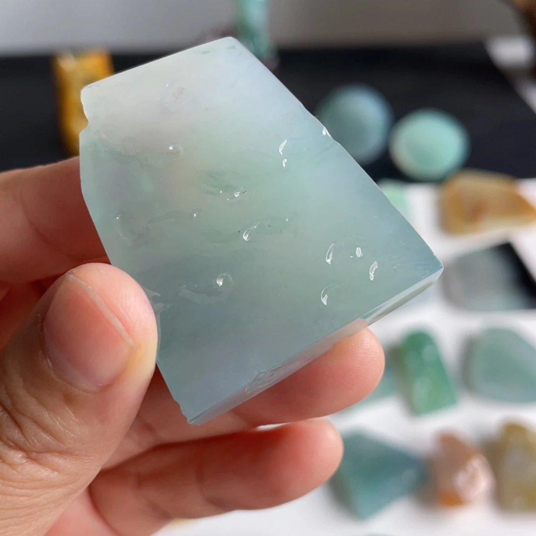 定制翡翠未镶嵌包工