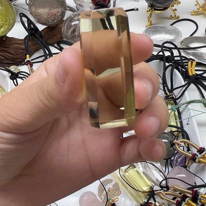 未镶嵌珠宝半成品水晶