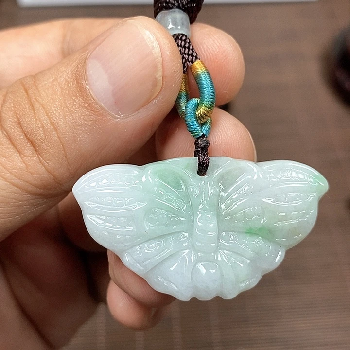 颈饰未镶嵌翡翠天然翡翠玉A货配证书