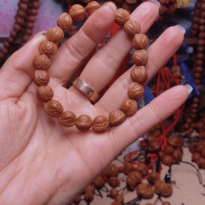 吊坠桃核龙纹桃枭