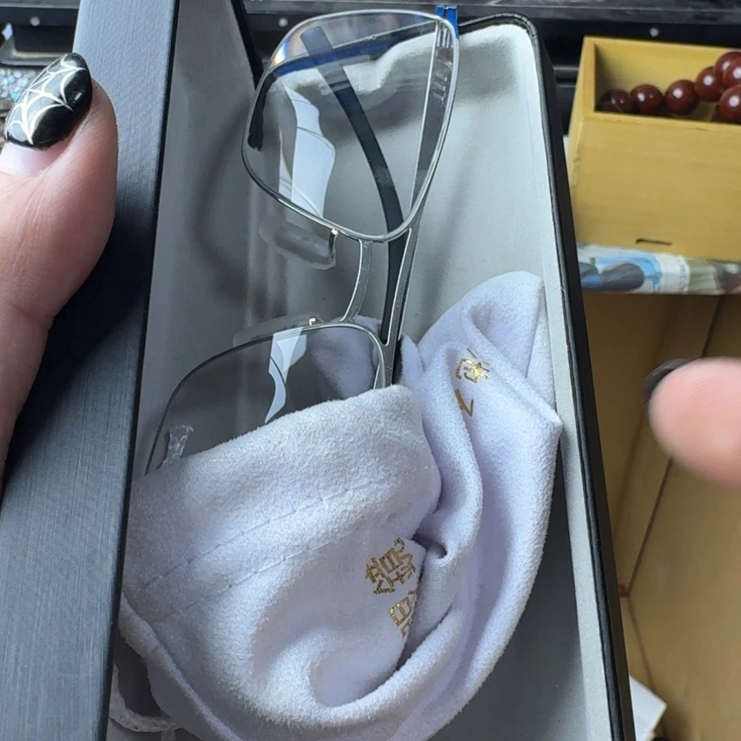 瓷片哈哈哈哈哈哈哈哈哈哈