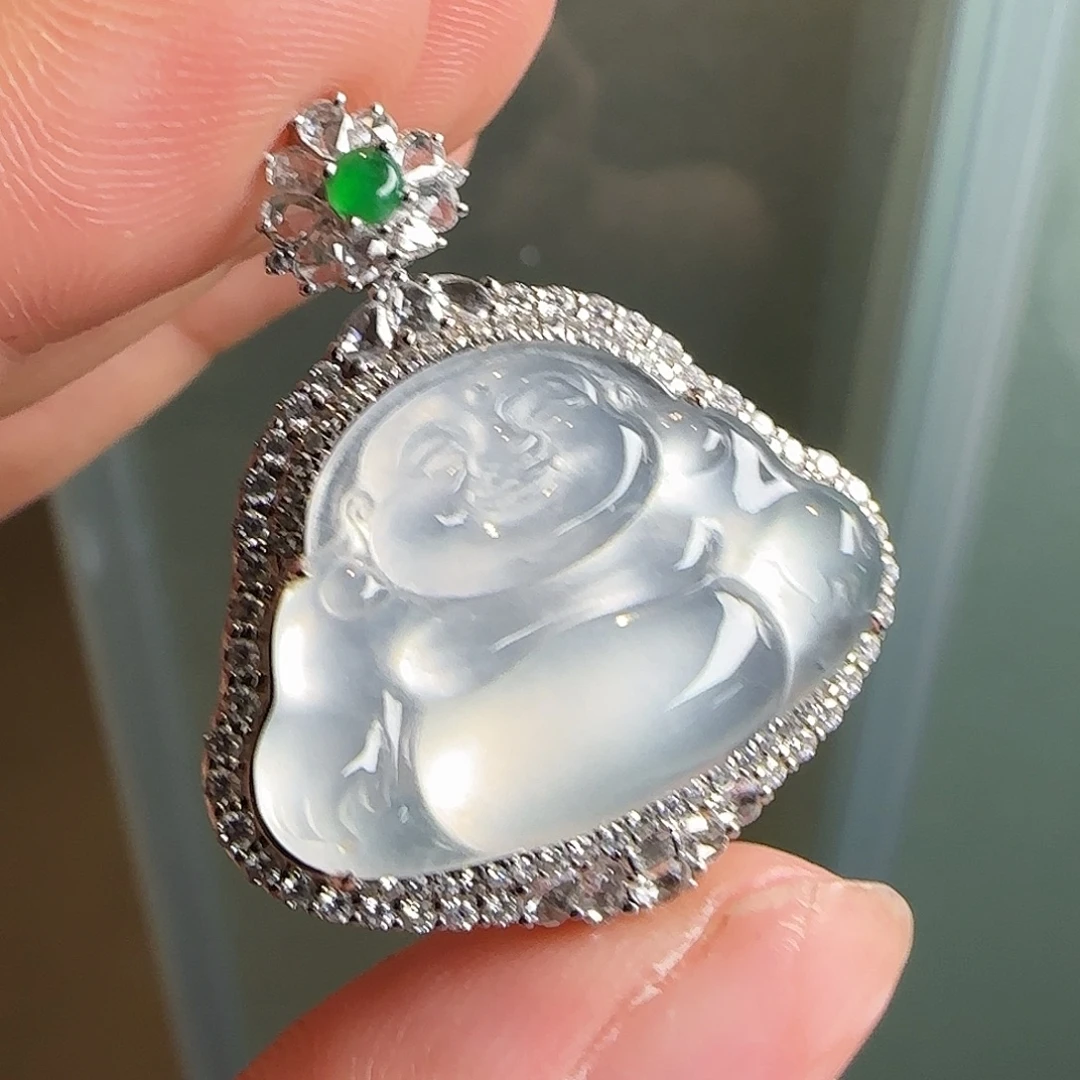 翡翠18K金镶嵌颈饰天然翡翠