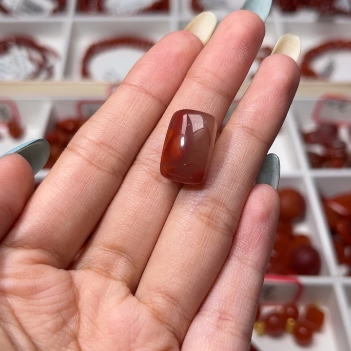 南红玛瑙未镶嵌颈饰玫红无事牌吊坠