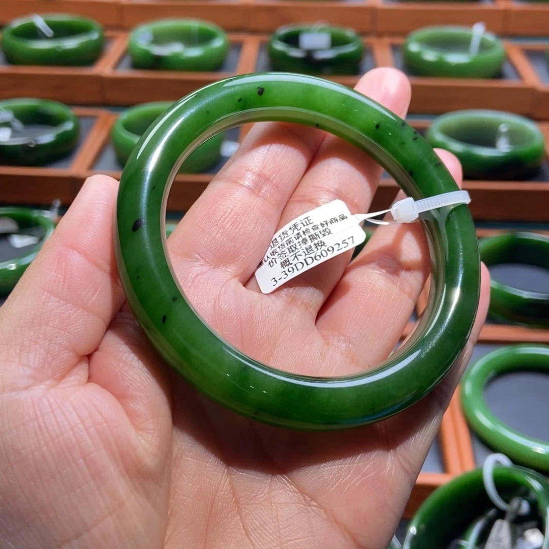 和田玉（碧玉）未镶嵌手镯冰绿5960