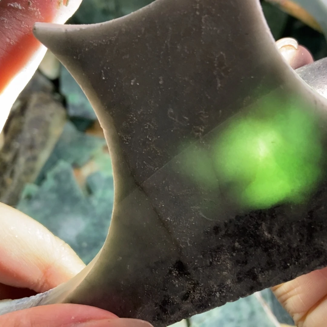 翡翠未镶嵌挂件天然翡翠