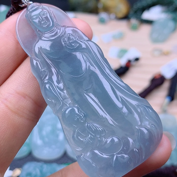 【闪购商品】翡翠颈饰18K金镶嵌翡翠吊坠