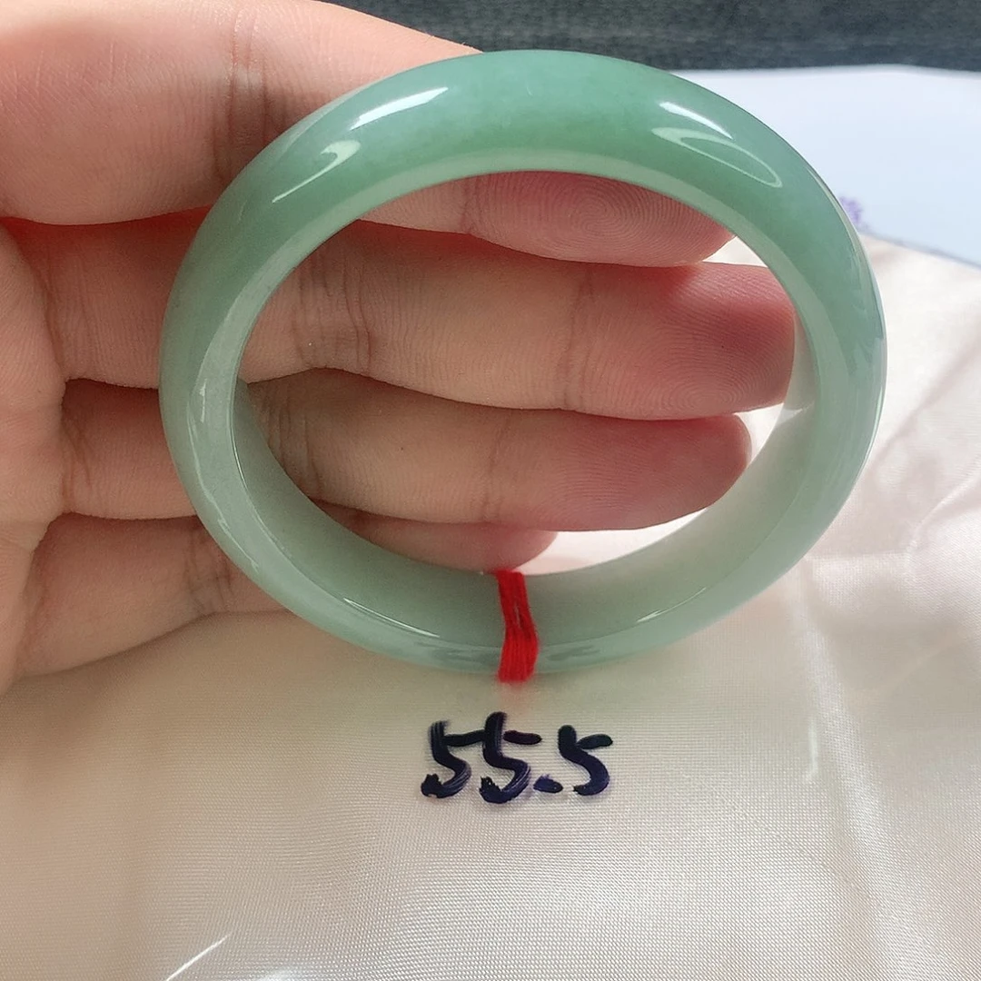 翡翠手镯未镶嵌349号