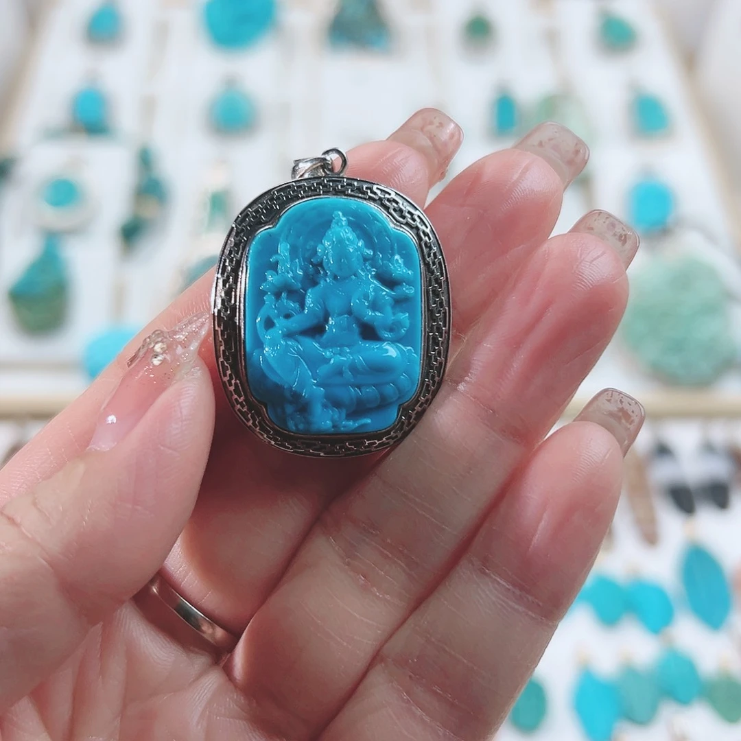 绿松石颈饰未镶嵌