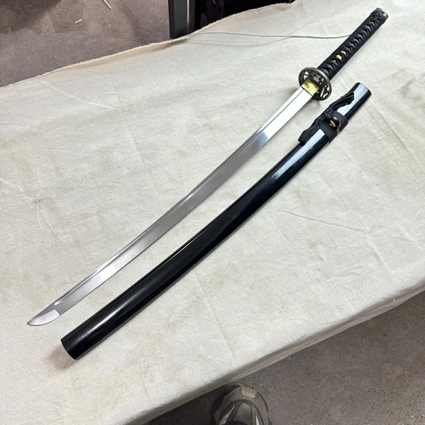 319 龙泉昊天宝剑武士刀高猛钢实木漆鞘未开刃