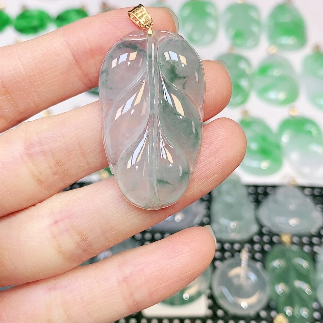 翡翠吊坠(不含链)18K金镶嵌