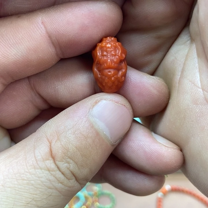 未镶嵌配饰南红玛瑙