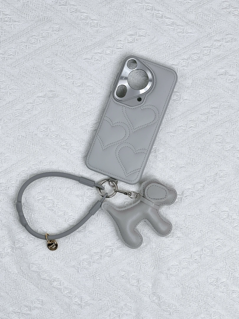 品申原创云朵小香风皮质小狗硅胶手提链适用华为mate70pro手机壳