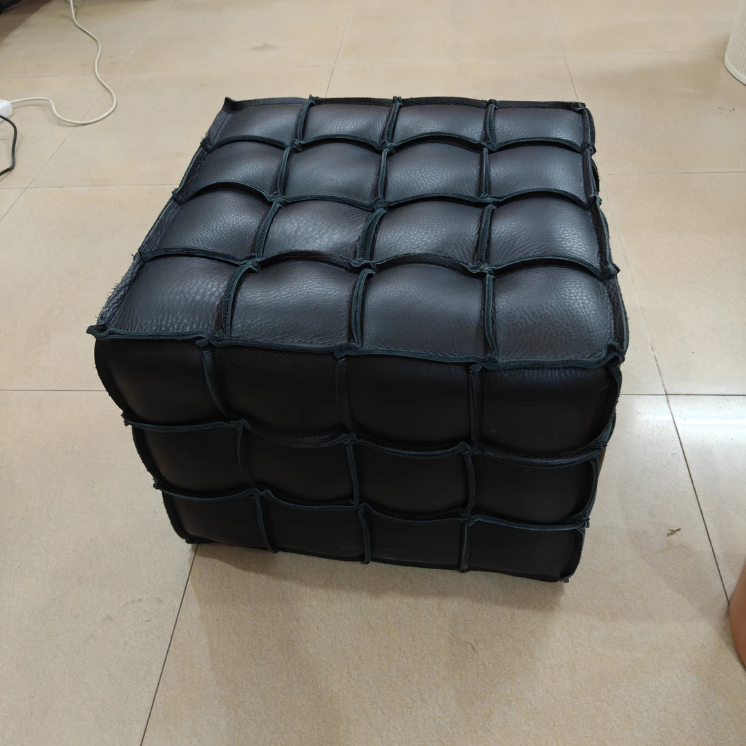 全头层牛皮魔方凳45*45*35cm