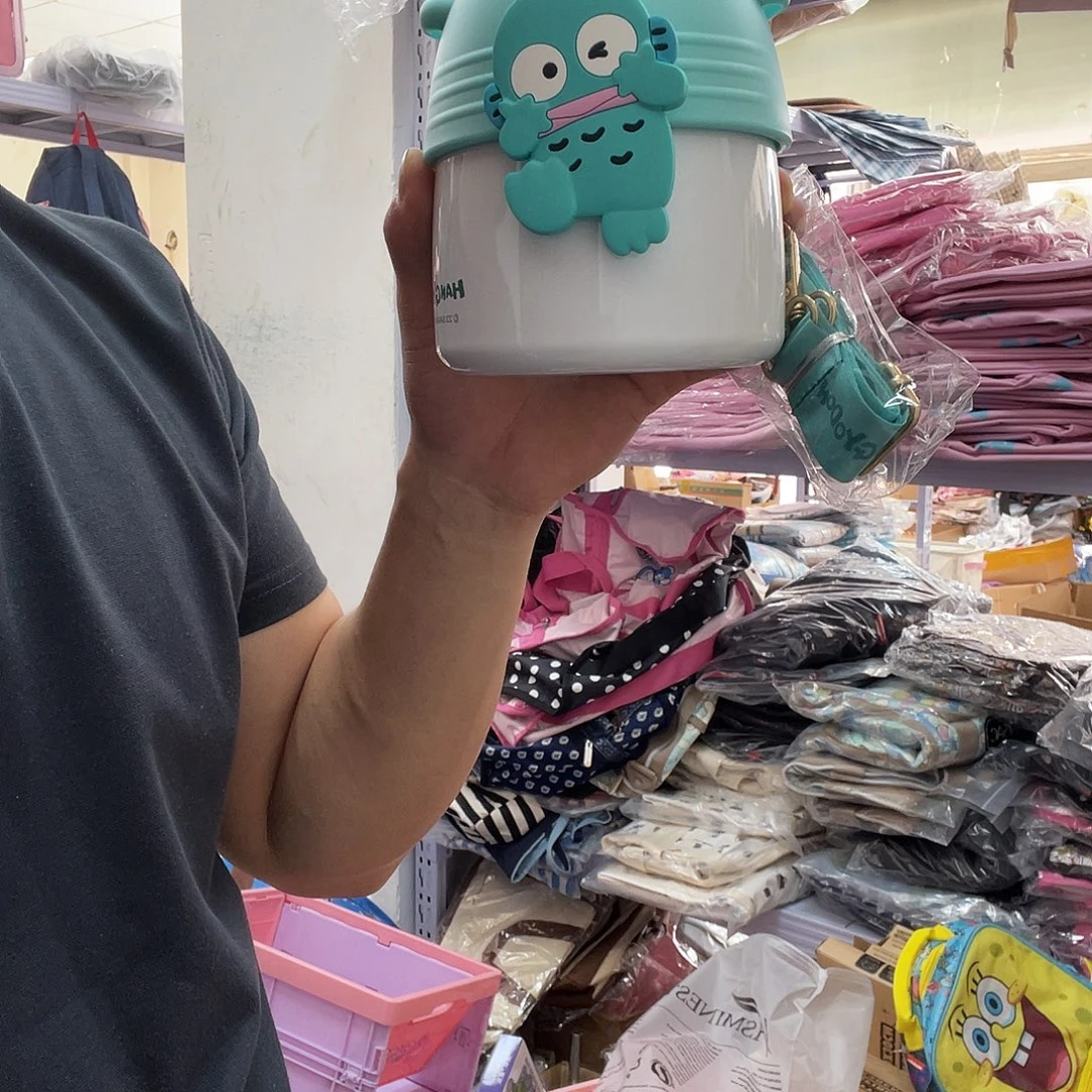 PU化妆包等产品和产品