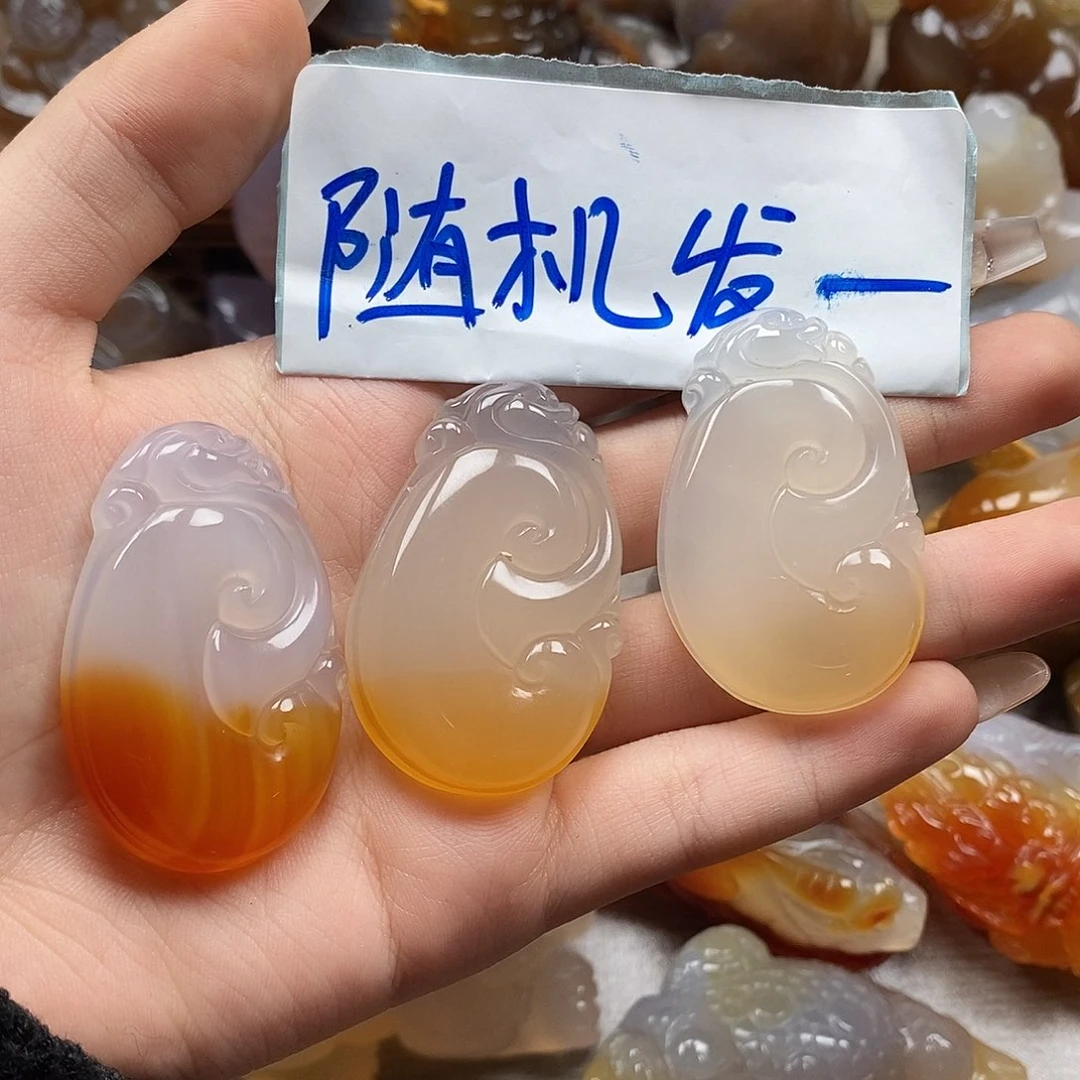 玛瑙/玉髓未镶嵌颈饰